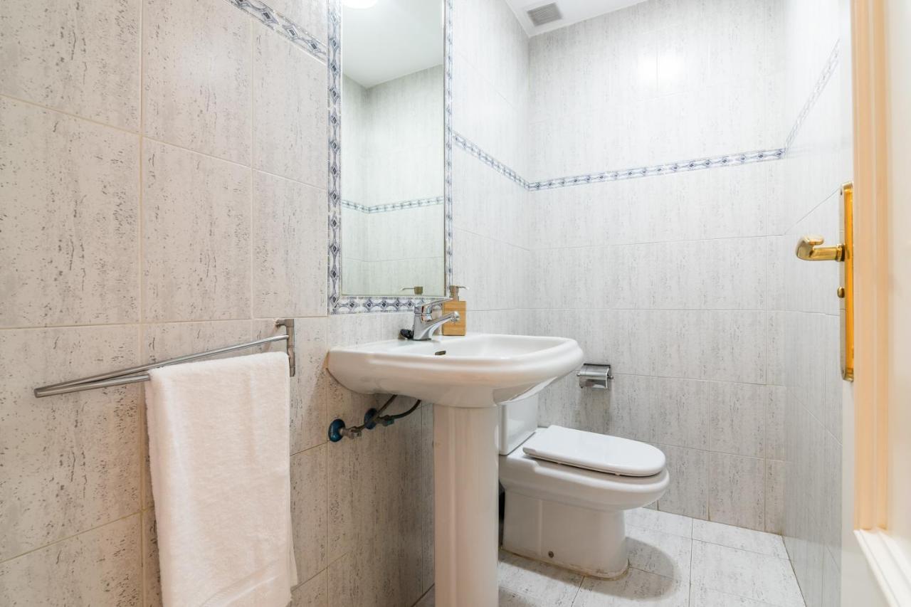 Tuguest Grisolia House - Free Parking Армілья Екстер'єр фото