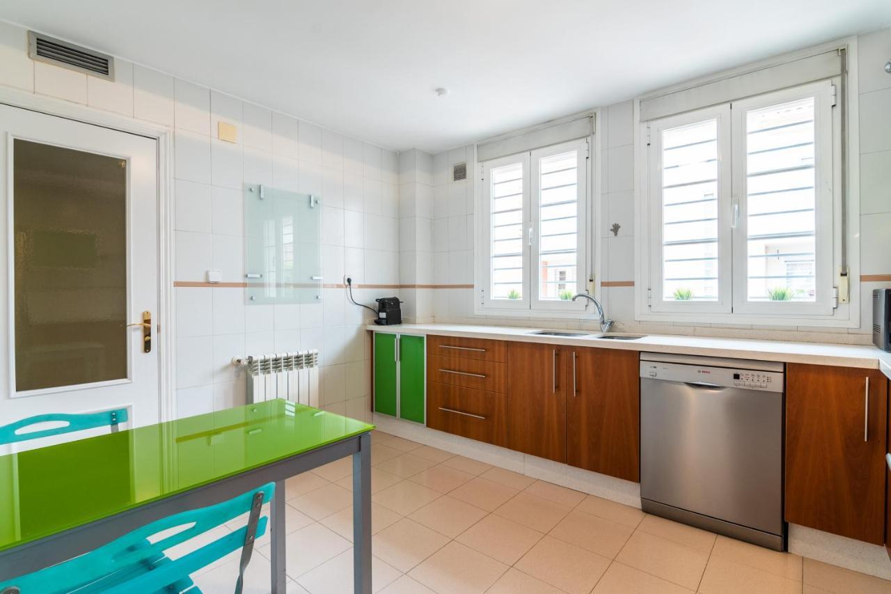 Tuguest Grisolia House - Free Parking Армілья Екстер'єр фото